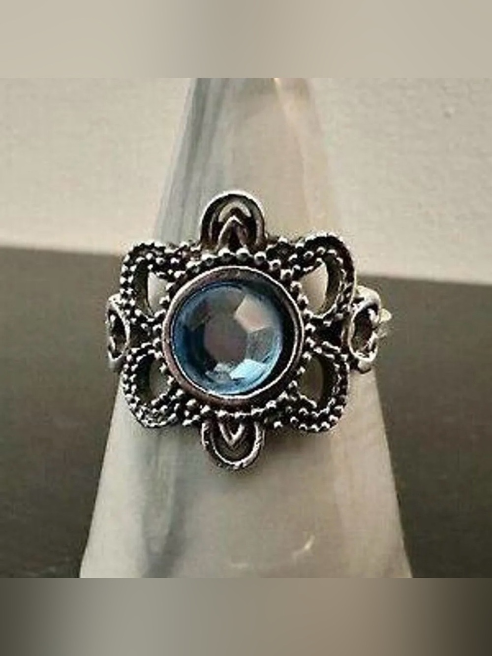 Vintage Style Silver Tone Faux Aquamarine Statement Cocktail Ring - US Size 8
